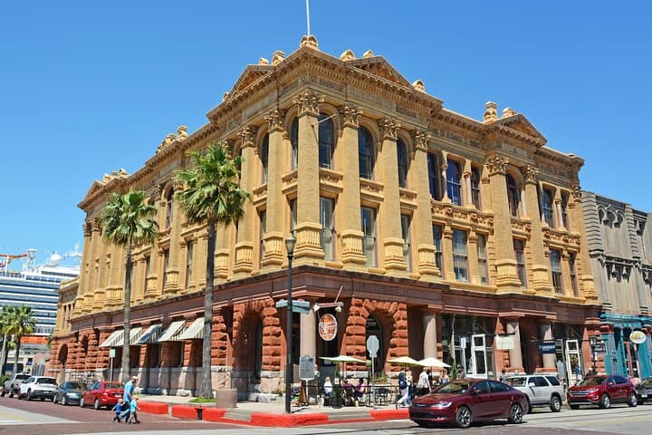 Galveston Haunted Strand: Smartphone Ghost Walking Tour photo 2