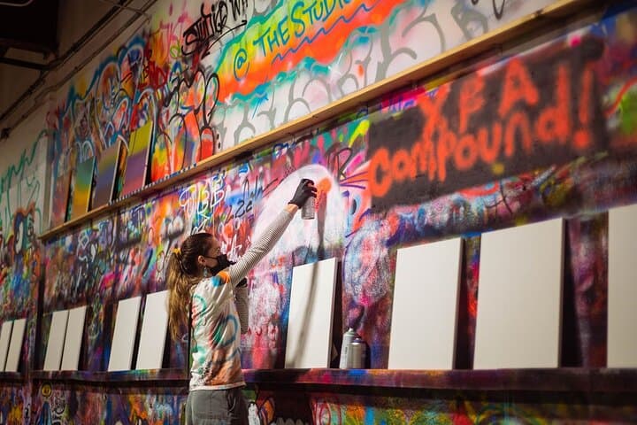 BYOB Spray Paint & Sip in Chicago Uptown — Studio W.I.P. Urban Art Workshop photo 3