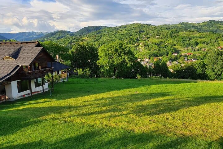 5-Day Private Tour: Bucharest & Transylvania Castles and Mountain Drive photo 3