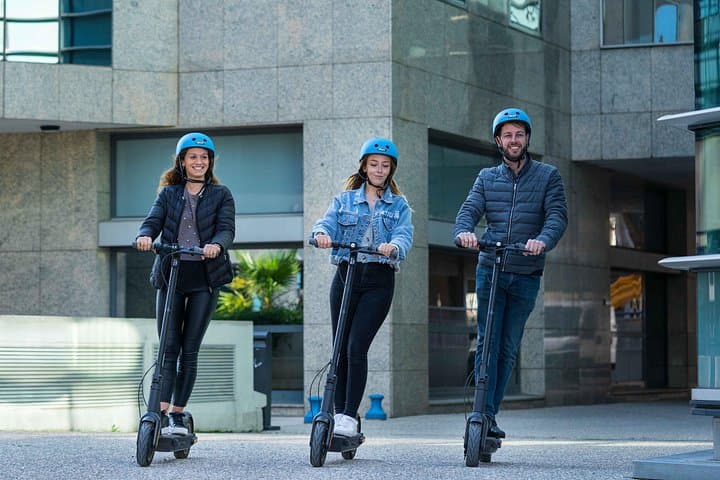 Cruise Nice on an Electric Scooter: Promenade des Anglais Rental Guide photo 4