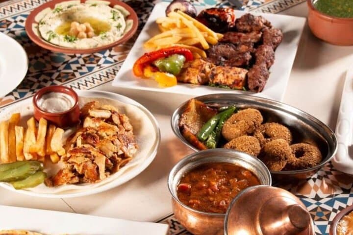 Dining at Al Nakheel Restaurant on the Jeddah Corniche photo 6