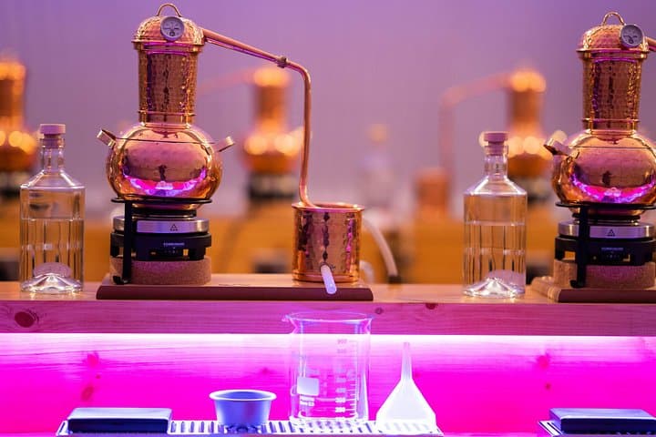 Aberdeen Distillery Discovery Tour: City of Aberdeen Gin School Experience photo 1