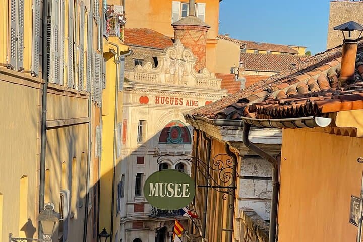 Half-Day Private Tour of Grasse: Fragonard, Confiserie Florian & Gorges du Loup photo 4