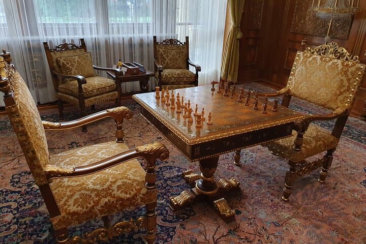 Inside Ceaușescu's Romania: Private Communism History & Execution-Site Tour in Bucharest photo 6