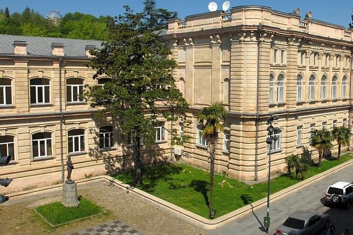Kutaisi Walking Tour: Historic Sights, Markets & White Bridge Stroll photo 5