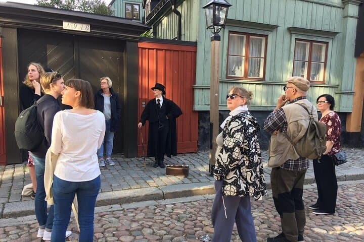Stockholm Ghost Walk Södermalm: Night Tour of Old Town Legends and History photo 4