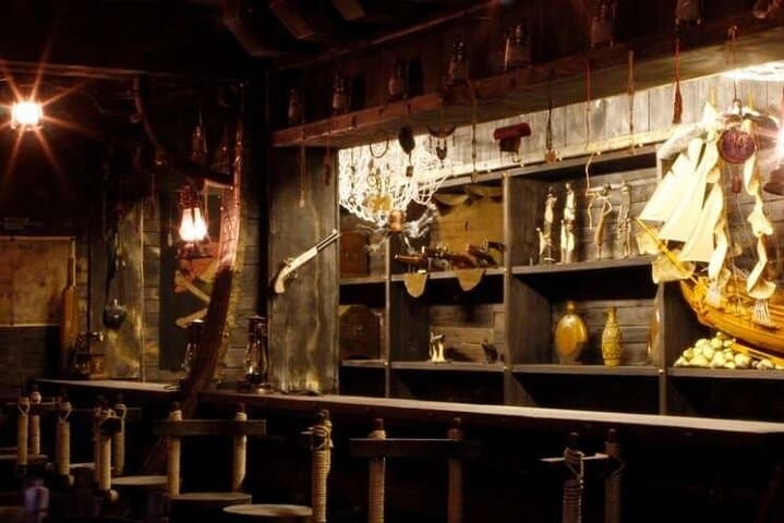 Galveston Haunted Pub Crawl: Strand Ghost Tour & Historic Bar Walk photo 2