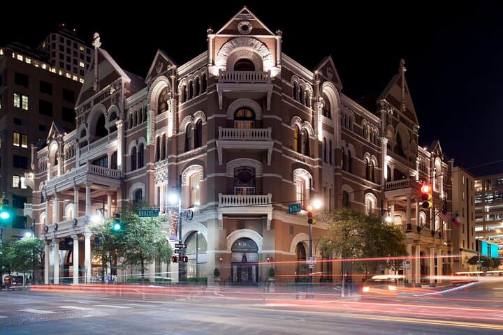 Austin Haunted Pub Crawl: Historic Ghost Tour & Bar Stops on Red River photo 2
