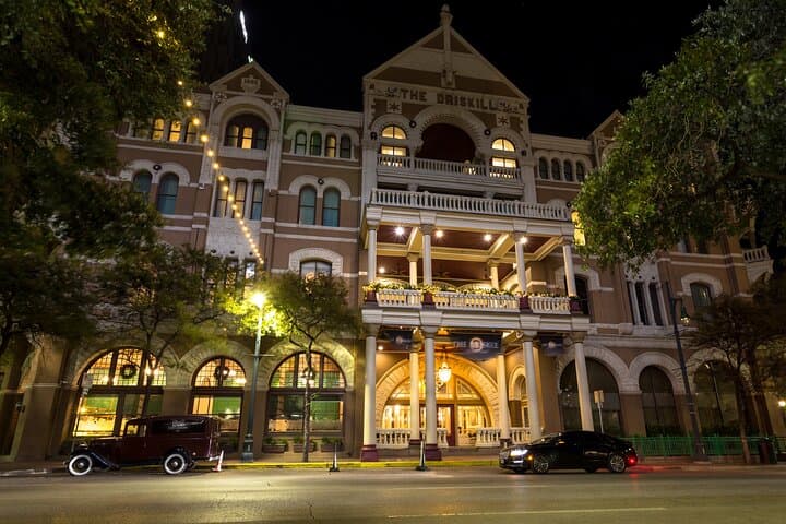 Austin Haunted Pub Crawl: Historic Ghost Tour & Bar Stops on Red River photo 3