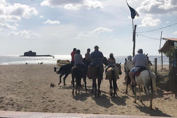 Playa Maderas Beach Horseback Ride & Cristo View — San Juan del Sur photo 2