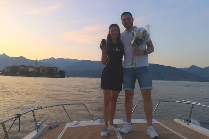 Private Hop-On Hop-Off Boat Tour to the Borromean Islands from Stresa