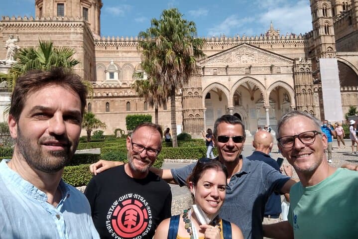 Palermo Food & Art Walking Tour: Taste of Art and Street Food photo 6