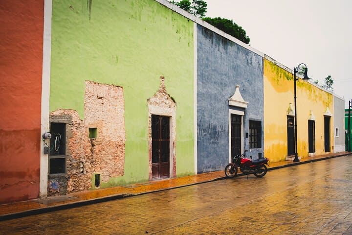 Private Family Walking Tour in Valladolid — 2-Hour Family-Friendly Cultural Walk photo 4