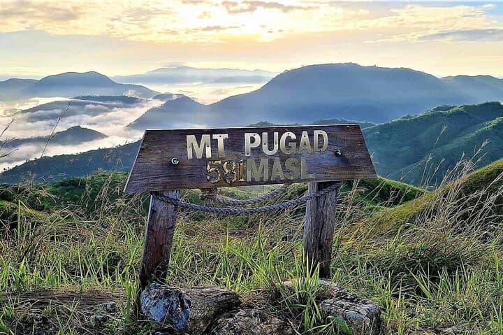 Mt. Pugad Sunrise Hike: Private Tanay Tour with 4x4, ATV & Ridges and Clouds photo 2