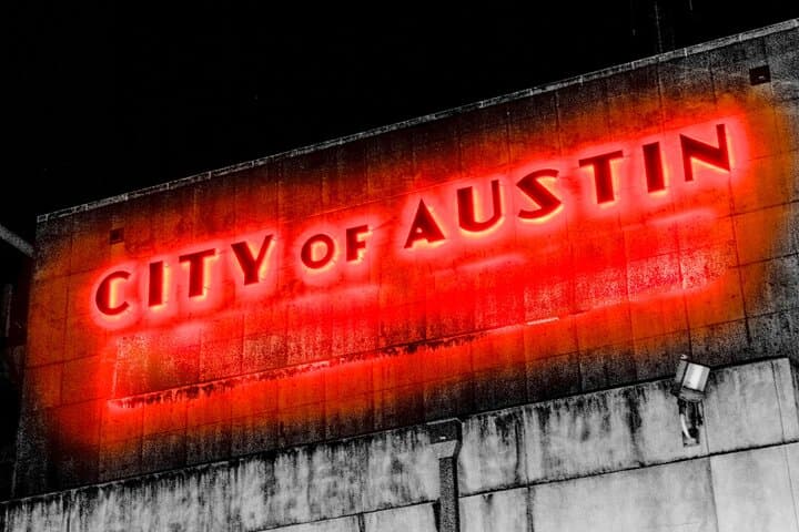 Austin Haunted Pub Crawl: Historic Ghost Tour & Bar Stops on Red River photo 5
