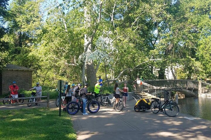 Explore Chico by E-Bike: 4-Hour Rental Through Bidwell Park & Downtown