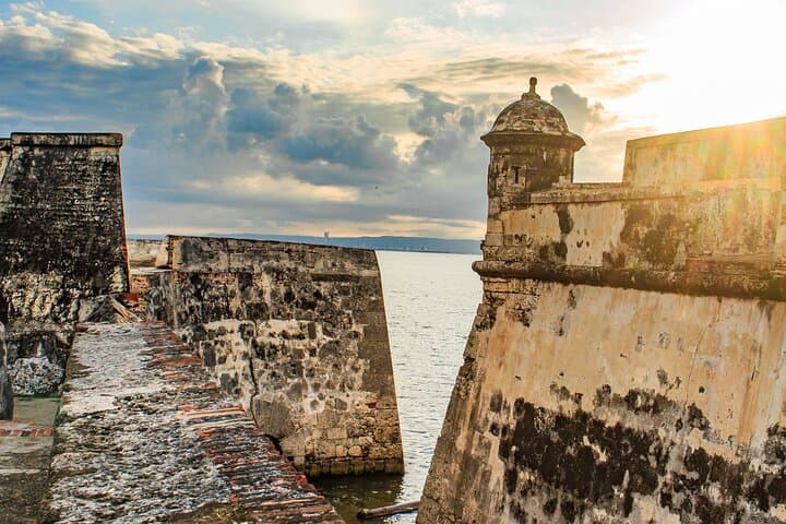Tierra Bomba Day Trip: Fort San Fernando Walk and Playa Morena Beach Club Lunch photo 4