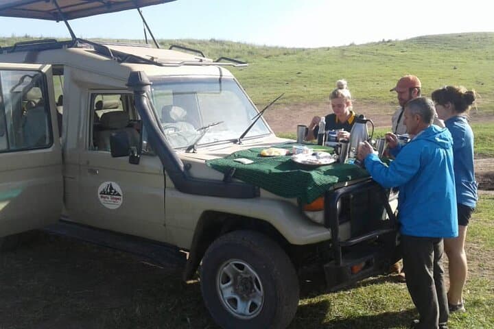 4-Day Serengeti Wildebeest Migration Safari — Western Corridor & Ngorongoro Crater photo 6