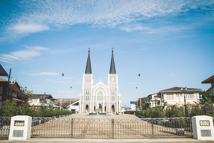 Walk Chanthaburi: A Two‑Hour Private Tour of Cathedrals, Temples & Riverside Heritage photo 4