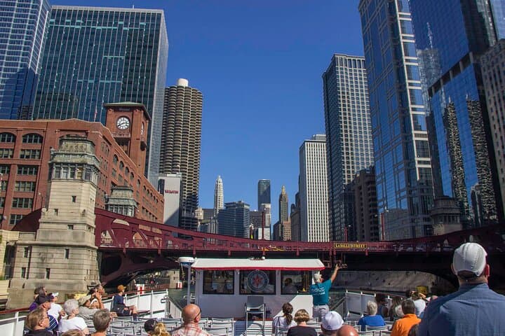 Chicago River Architecture Cruise: 45-Minute Tour from Magnificent Mile photo 2