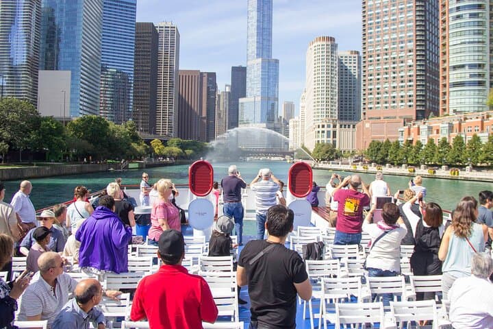 Chicago River Architecture Tour — 90-Minute Guided Boat Cruise photo 2