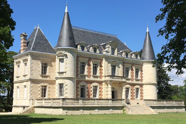 Discover Médoc: Private Half-Day Tour of 1855 Classified Châteaux photo 3