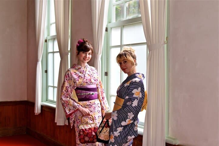 Kimono Stroll in Matsue Castle Town — Private Rental & Historic Walk photo 3