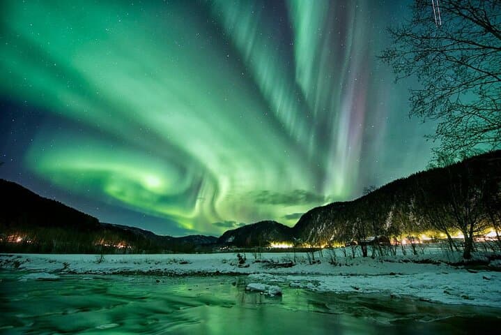 Levi Northern Lights Snowmobile Safari: 3-Hour Evening Ride and Bonfire photo 6
