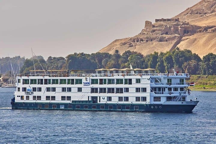 Aswan to Luxor: 3-Night Nile Cruise with Abu Simbel & Hot-Air Balloon photo 2