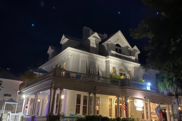 Key West Ghost Hunt: Guided Haunted Walking Tour in Old Town