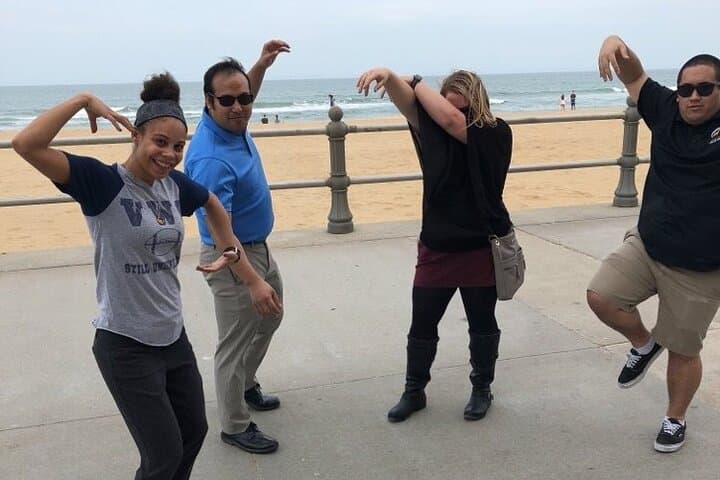 Miami Beach Scavenger Hunt – 3Quest Challenge Walking Game photo 6