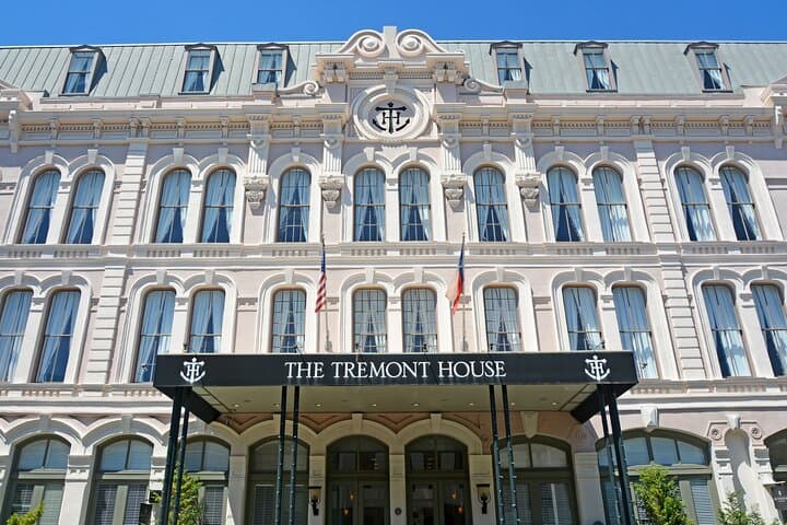 Galveston Haunted Strand: Smartphone Ghost Walking Tour photo 4