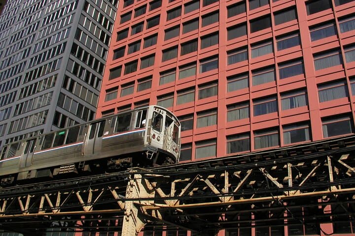 Ride the 'L': Elevated Architecture Tour of Chicago’s Loop