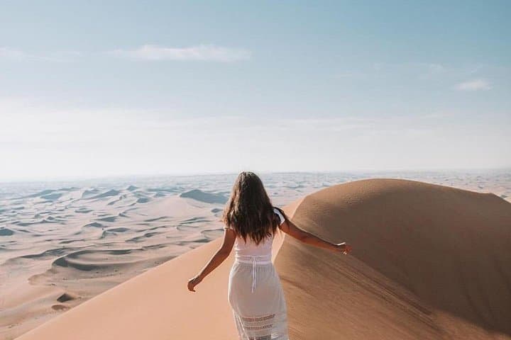 Private Morning Desert Safari with Sandboarding & Dune Bashing in Lahbab photo 4