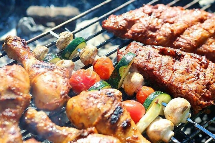 Dubai Dune Dinner Safari: Sunset Dunes, Live Shows & BBQ Buffet photo 2