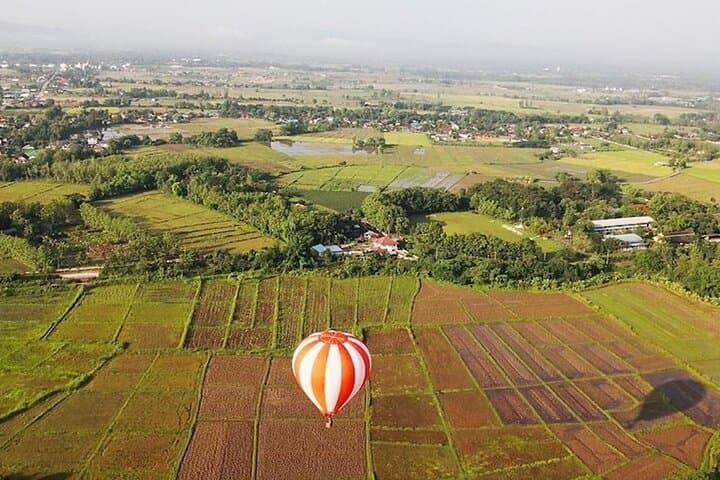 Chiang Rai Hot-Air Balloon Rides: Sunrise Flights Over Singha Park photo 2