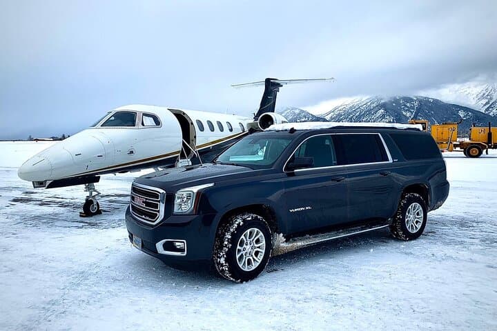 Private Transfer Between Jackson Hole Airport and Jackson/Teton Village photo 3