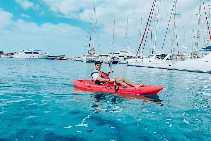 Kayak Popeye Dubai: 1-Hour Single Kayak + Café on the Jumeirah Coast photo 2