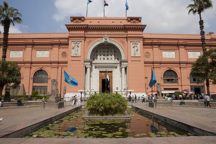 Cairo in a Day from Aswan: Private Flight to the Pyramids, Sphinx & Egyptian Museum photo 4