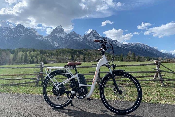 Jackson Hole E-Bike Delivery: Ride Scenic Routes Through Grand Teton photo 2