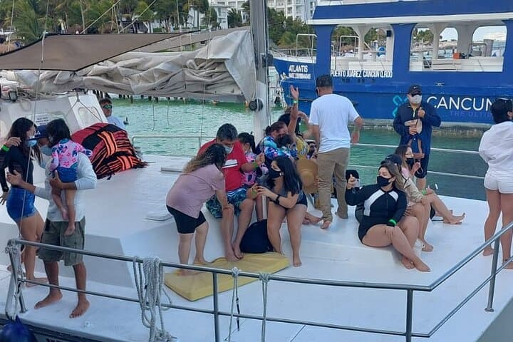Sail and Snorkel Isla Mujeres: Catamaran Day Trip with Buffet and Open Bar photo 2