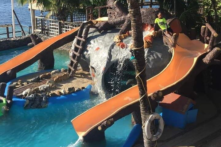 Roatan Cruise Ship Beach & Town Shore Excursion — 50-Minute Beach Stop photo 6
