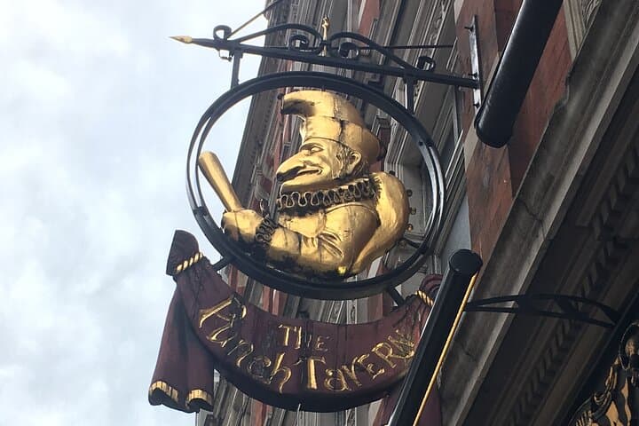 Historic London Pub Walk — 2,000 Years of City Stories and Classic Pubs photo 6