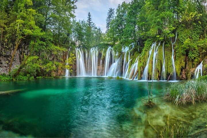 Plitvice Lakes & Zadar Private Day Trip from Split with Lunch