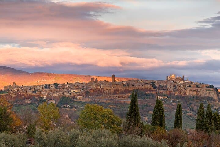 Half-Day Private Photography Experience in Orvieto: Capture Umbrian Hilltowns photo 4