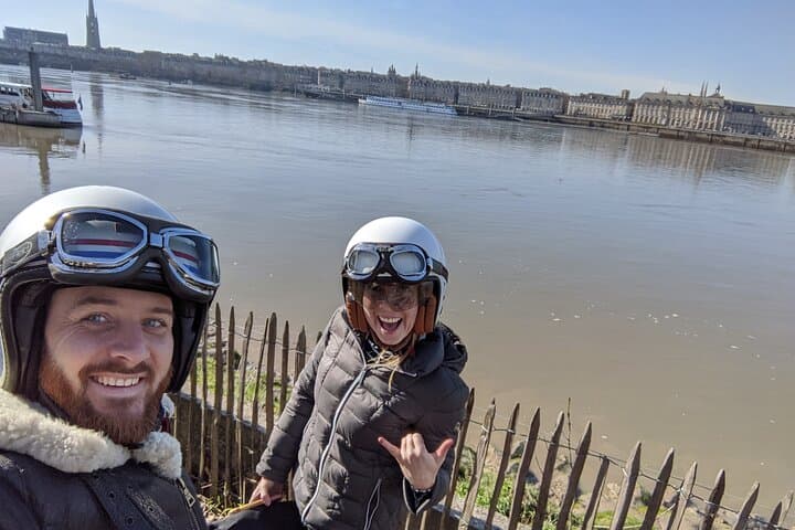 Private Bordeaux Sidecar Tour with Wine Tastings — 3-Hour Historic City Ride photo 5