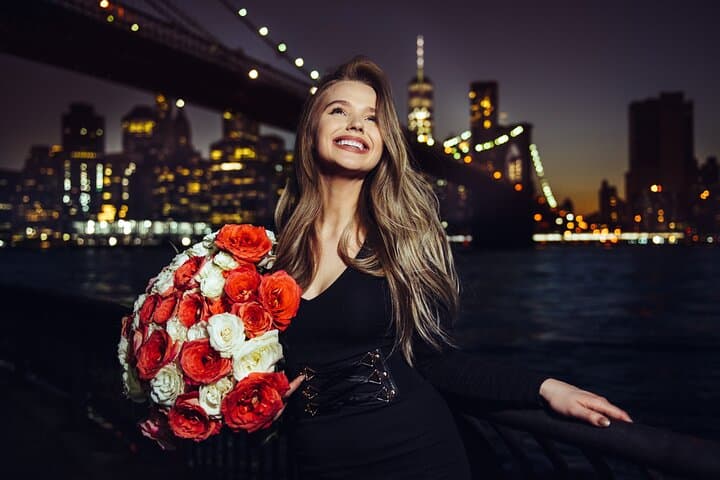 Exclusive NYC Party Tour with Drinks — Rockefeller Plaza Nightlife Experience photo 5