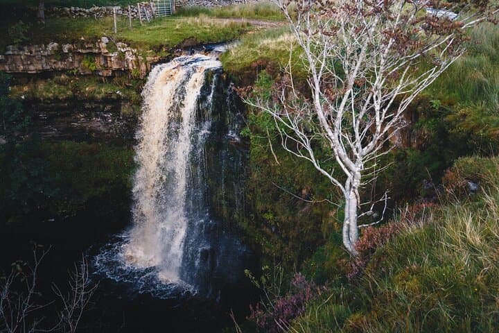Yorkshire Dales Self-Guided Treasure Hunt App — 7-Day Hidden Gems Tour photo 2