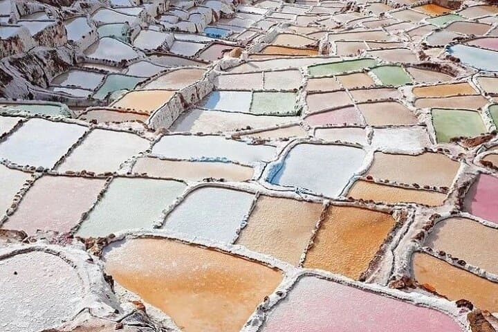 Exploring Maras Salt Mines, Moray Terraces & Chinchero Textiles from Cusco