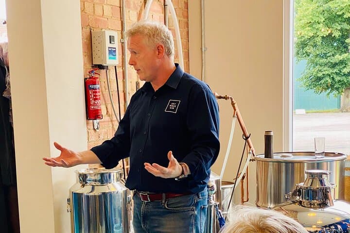 Sky Wave Gin Distillery Experience in Oxford — Tasting and Tour photo 4